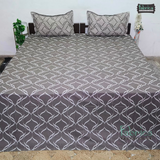 Petals Perra King Size Pure Cotton  Printed Bedsheet Set