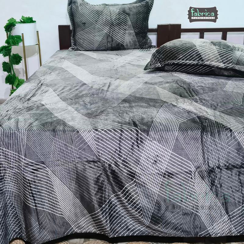 Cloudy King Size Winter Bedsheet Set