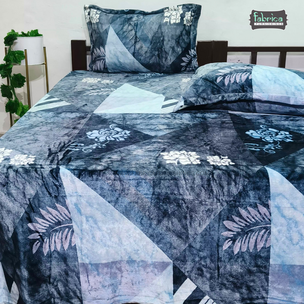 Cloudy King Size Winter Bedsheet Set