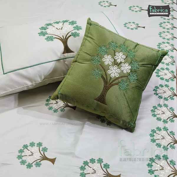 Crown Comfort Superfine Embroidered 5 piece King Size Bed Sheet